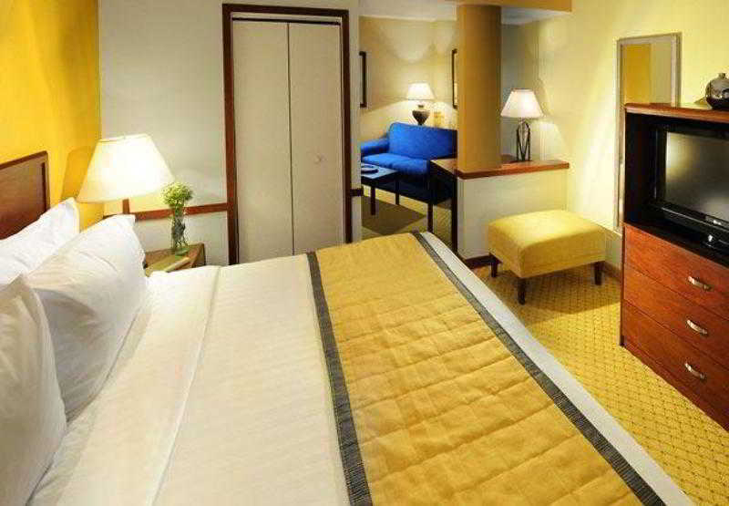 Fairfield Inn And Suites By Marriott Austin Northwest/The Domain Area מראה חיצוני תמונה